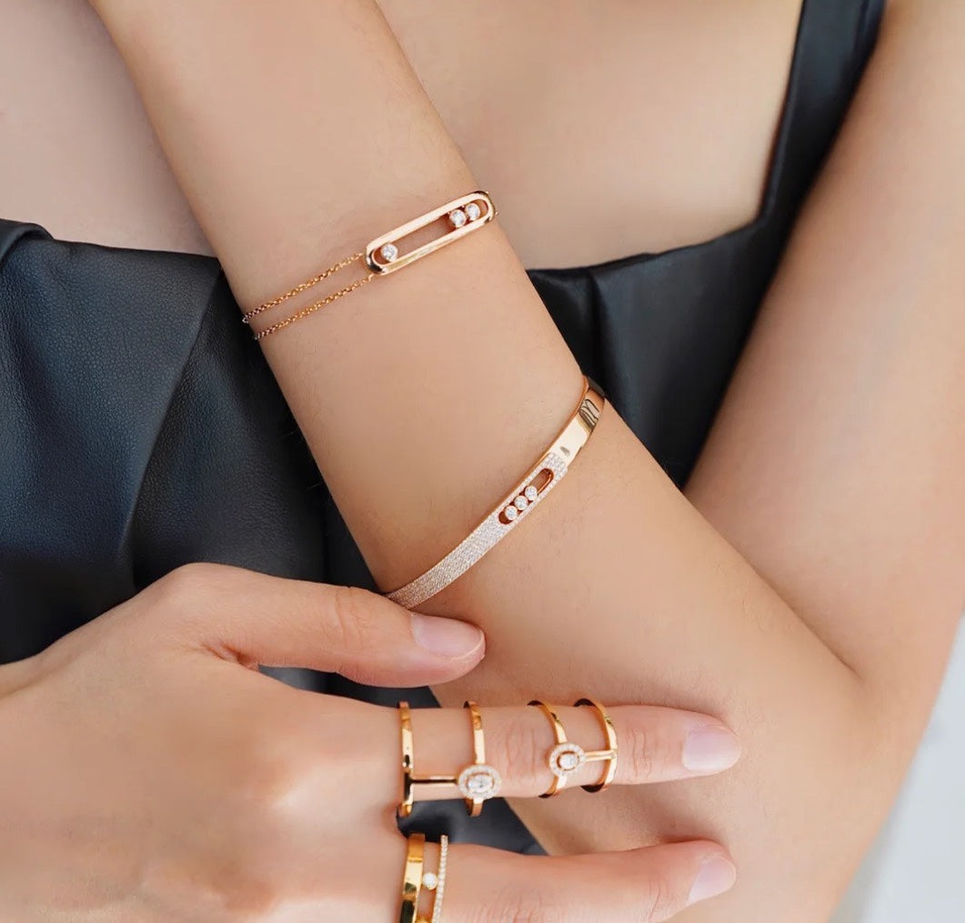 [Leaves]MOVE NOA PAVÉ DIAMOND BANGLE BRACELET