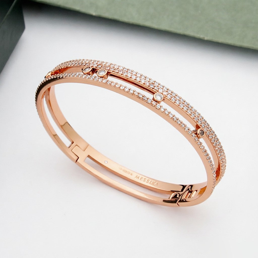 [Leaves]MOVE ROMANE PAVÉ DIAMOND BANGLE BRACELET