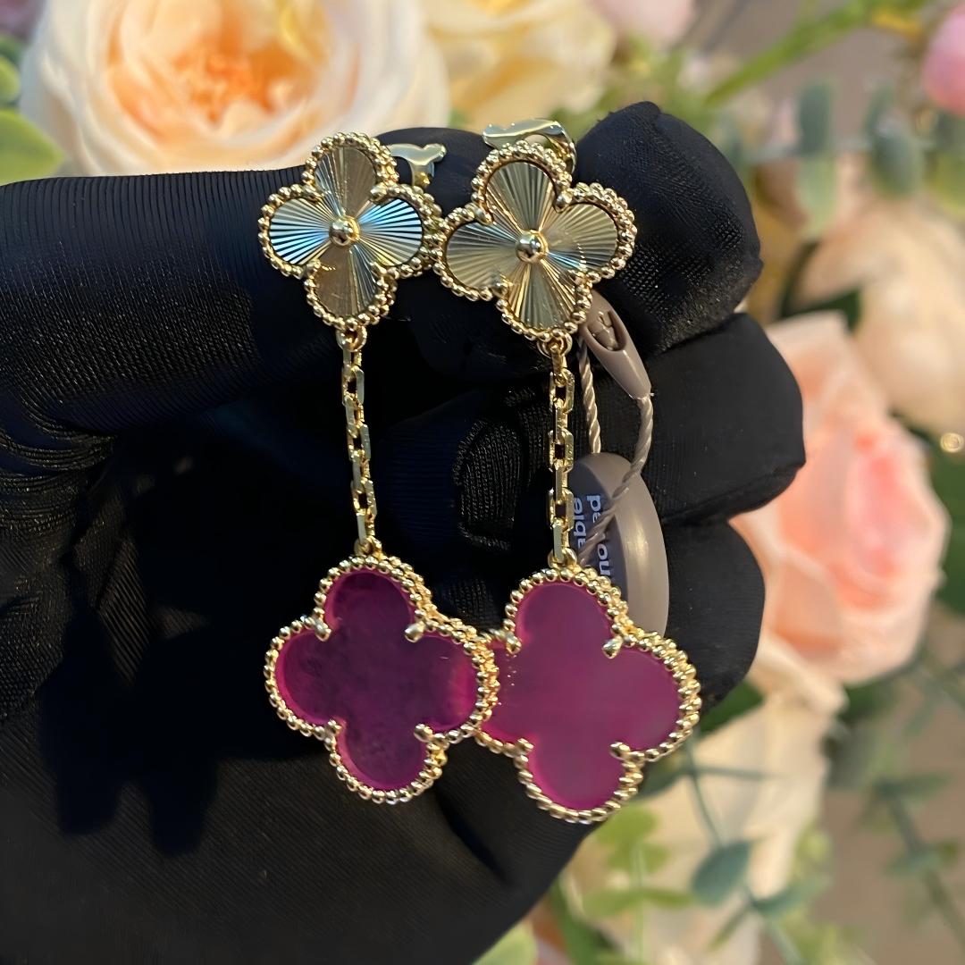 [Leaves]NEW CLOVER 2 MOTIF PINK ENAMEL EARRINGS