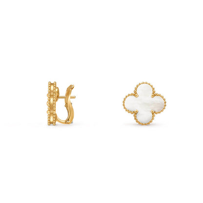 [Leaves]15MM CLOVER FLOWER STUD EARRINGS GOLD COLLECTION