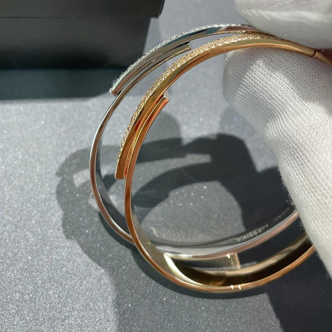 [Leaves]MOVE NOA PAVÉ DIAMOND BANGLE BRACELET