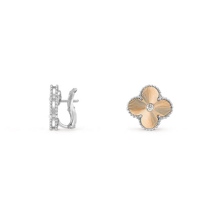 [Leaves]15MM CLOVER FLOWER STUD EARRINGS DIAMOND-WHITE GOLD COLLECTION