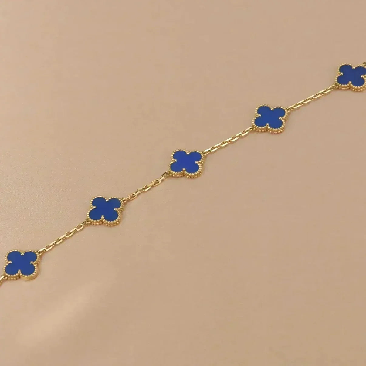 [Leaves]LUCKY CLOVER 5-MOTIF BRACELET - BLUE AGATE COLLECTION
