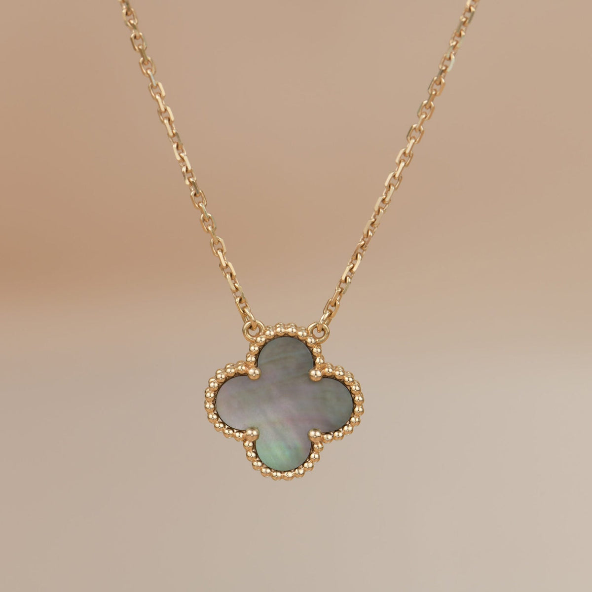 [Leaves]CLOVER 15MM  GRAY MOTHER OF PEARL NECKLACE