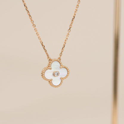 [Leaves]CLOVER 15MM DIAMOND WHITE FRITILLARIA NECKLACE