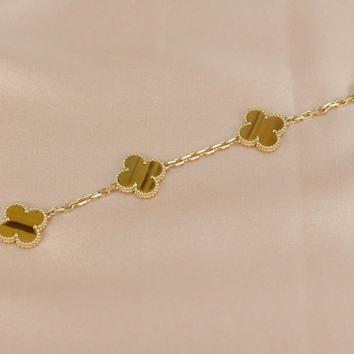 [Leaves]LUCKY CLOVER 5-MOTIF BRACELET -  TIGER’S EYE COLLECTION
