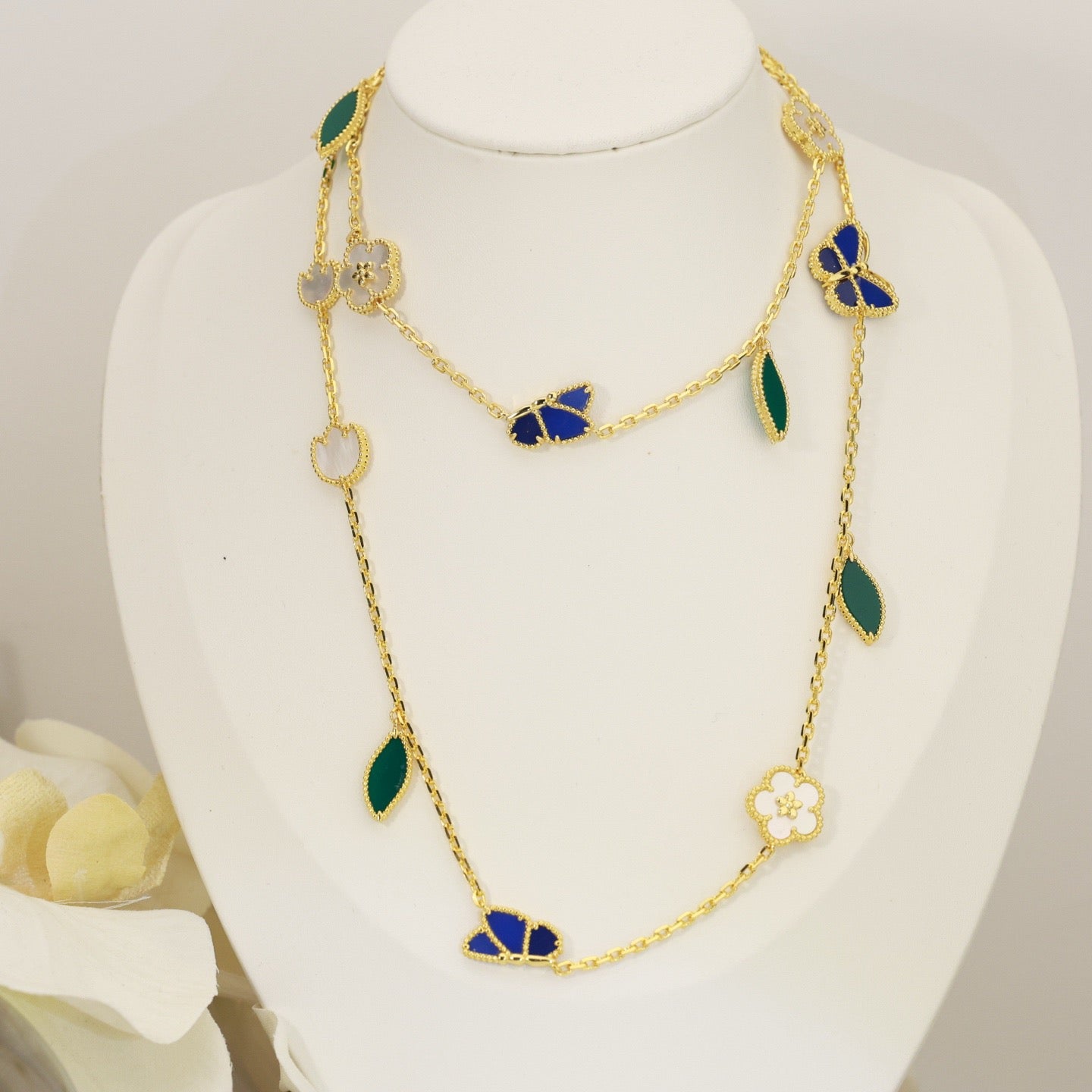 [Leaves]LUCKY SPRING BUTTERFLY & FLOWER STATEMENT NECKLACE - 15-MOTIF FLORAL DESIGN