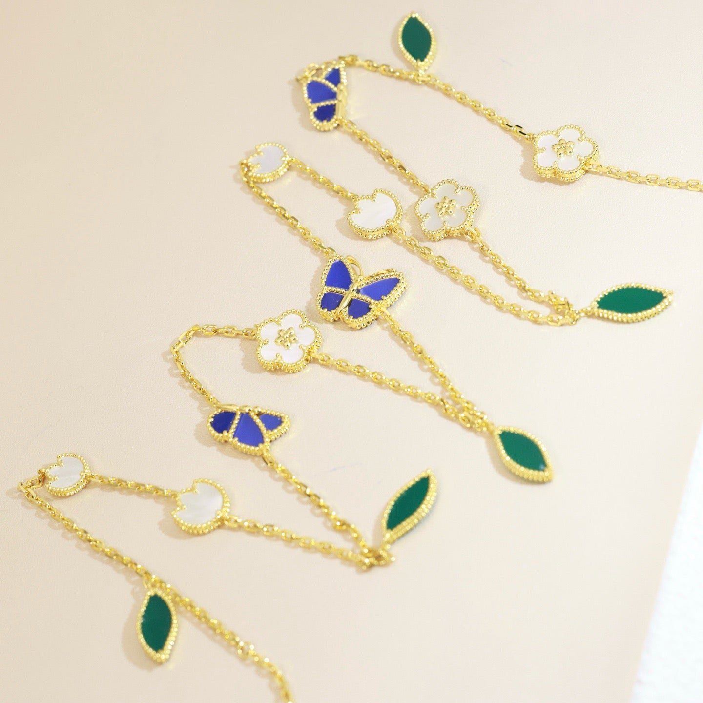 [Leaves]LUCKY SPRING BUTTERFLY & FLOWER STATEMENT NECKLACE - 15-MOTIF FLORAL DESIGN