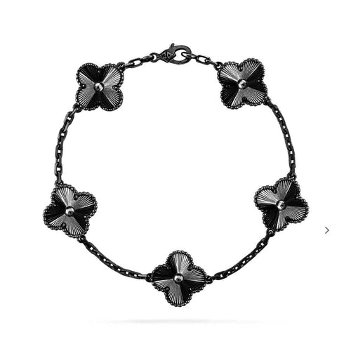 [Leaves]CLOVER 5 MOTIF BLACK BRACELET