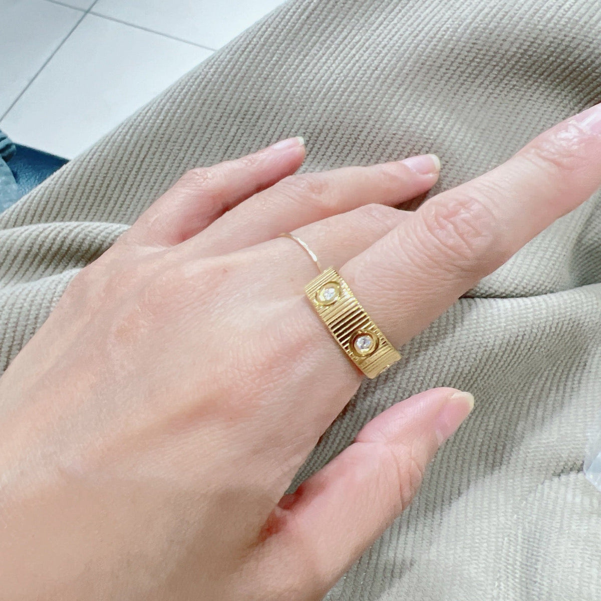 [Leaves]LOVE 6.5MM UNLIMITED RING, 6 DIAMONDS