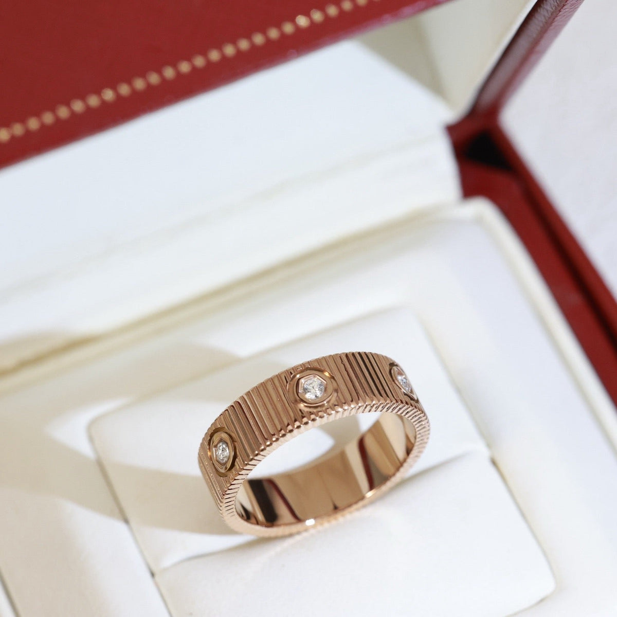[Leaves]LOVE 6.5MM UNLIMITED RING, 6 DIAMONDS