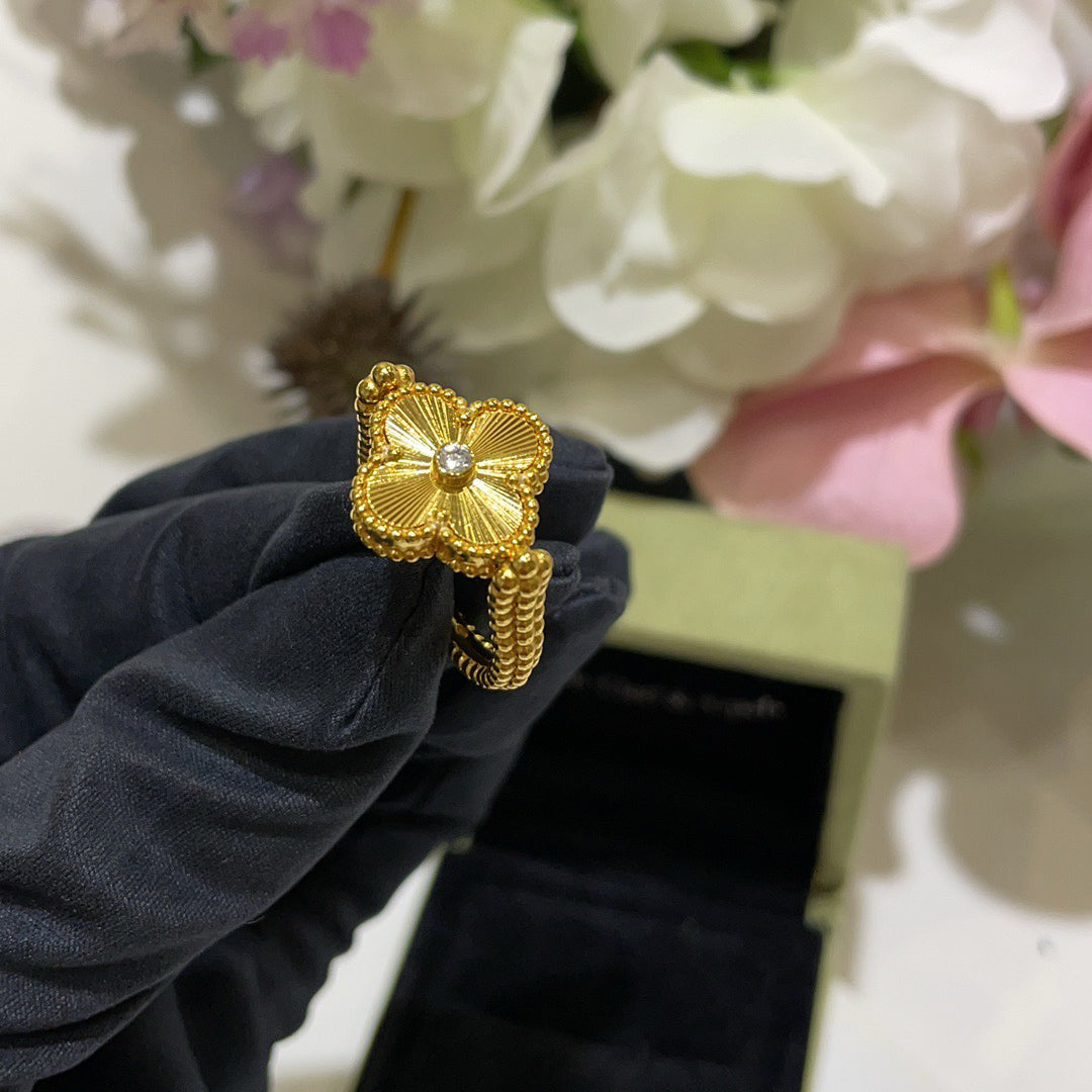 [Leaves]LUCKY CLOVER GOLD REVERSIBLE RING
