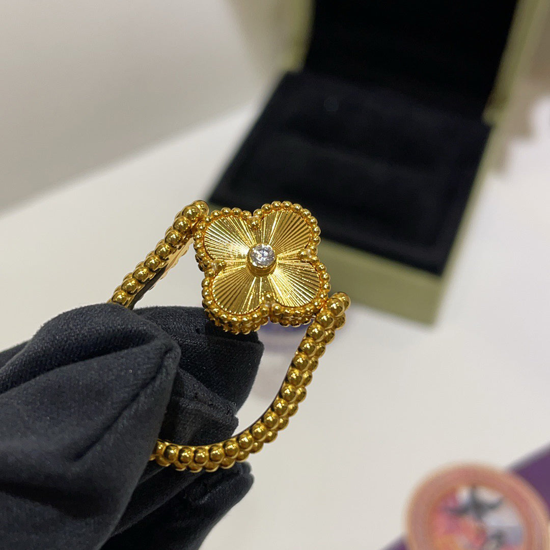 [Leaves]LUCKY CLOVER GOLD REVERSIBLE RING