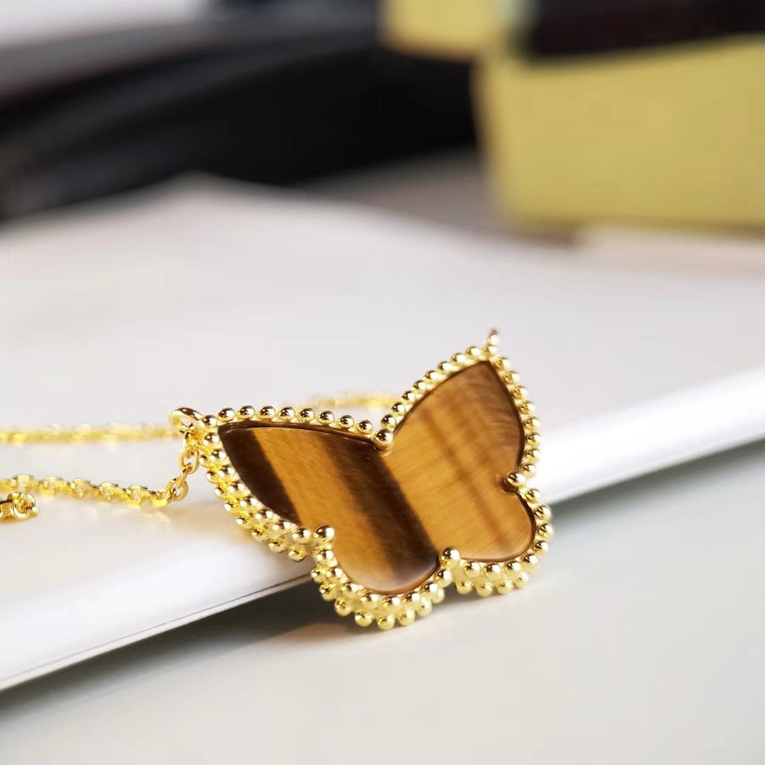 [Leaves] TIGER__ EYE BUTTERFLY NECKLACE