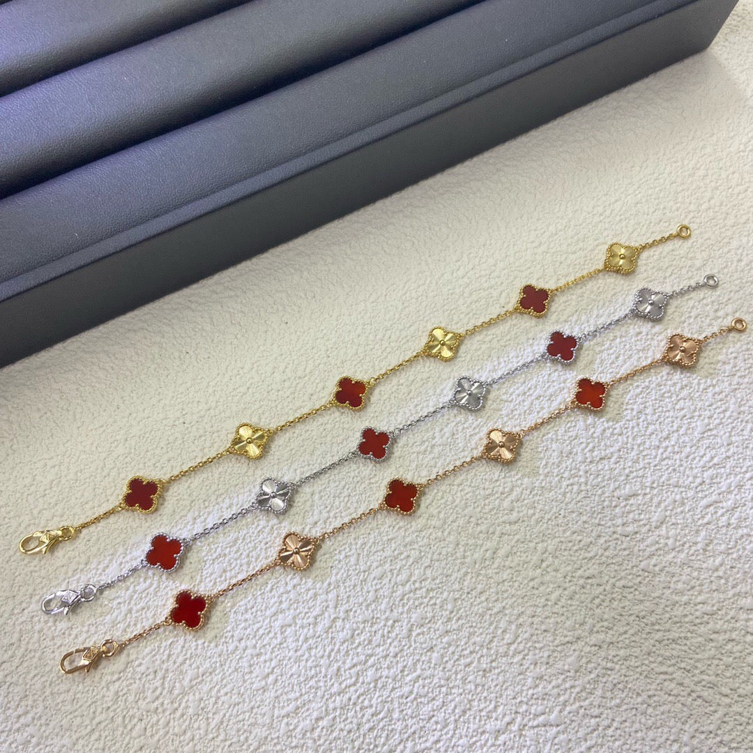 [Leaves]CLOVER 6 MOTIF RED AGATE LASER BRACELET