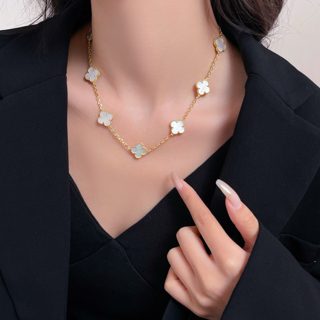[Leaves]CLOVER 10 MOTIFS WHITE MOTHER OF PEARL NECKLACE