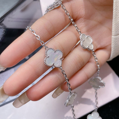 [Leaves]CLOVER 10 MOTIFS WHITE MOTHER OF PEARL NECKLACE
