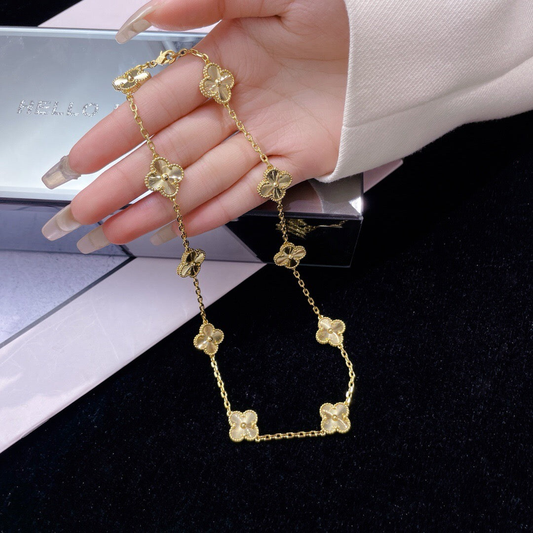 [Leaves]CLOVER 10 MOTIFS LASER NECKLACE