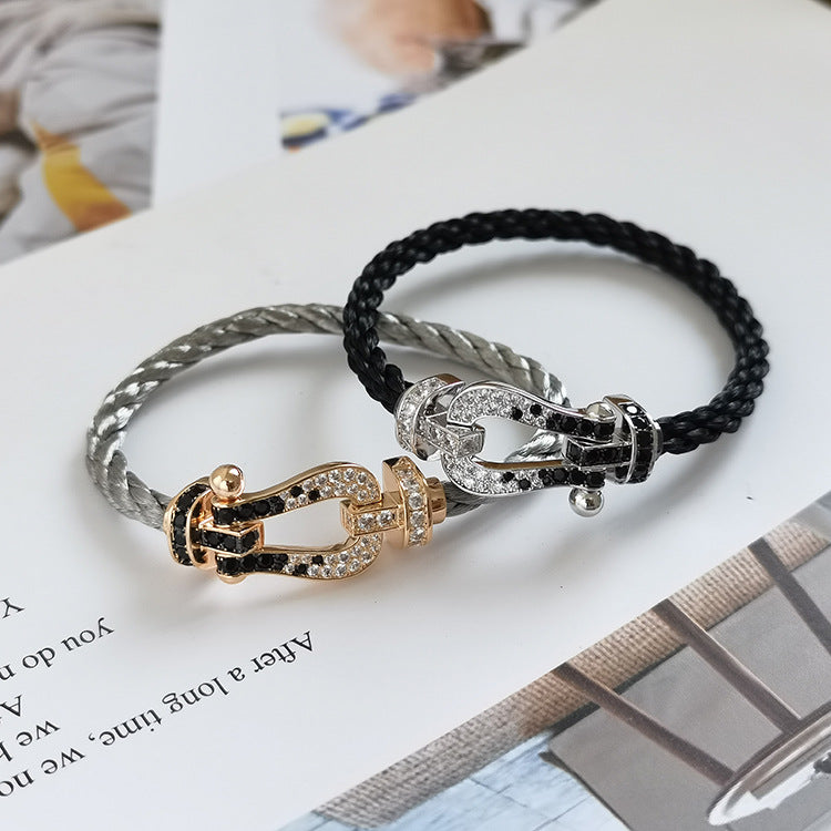 [Leaves]FORCE LARGE HORSESHOE BLACK & WHITE DIAMOND BRACELET - WHITE GOLD