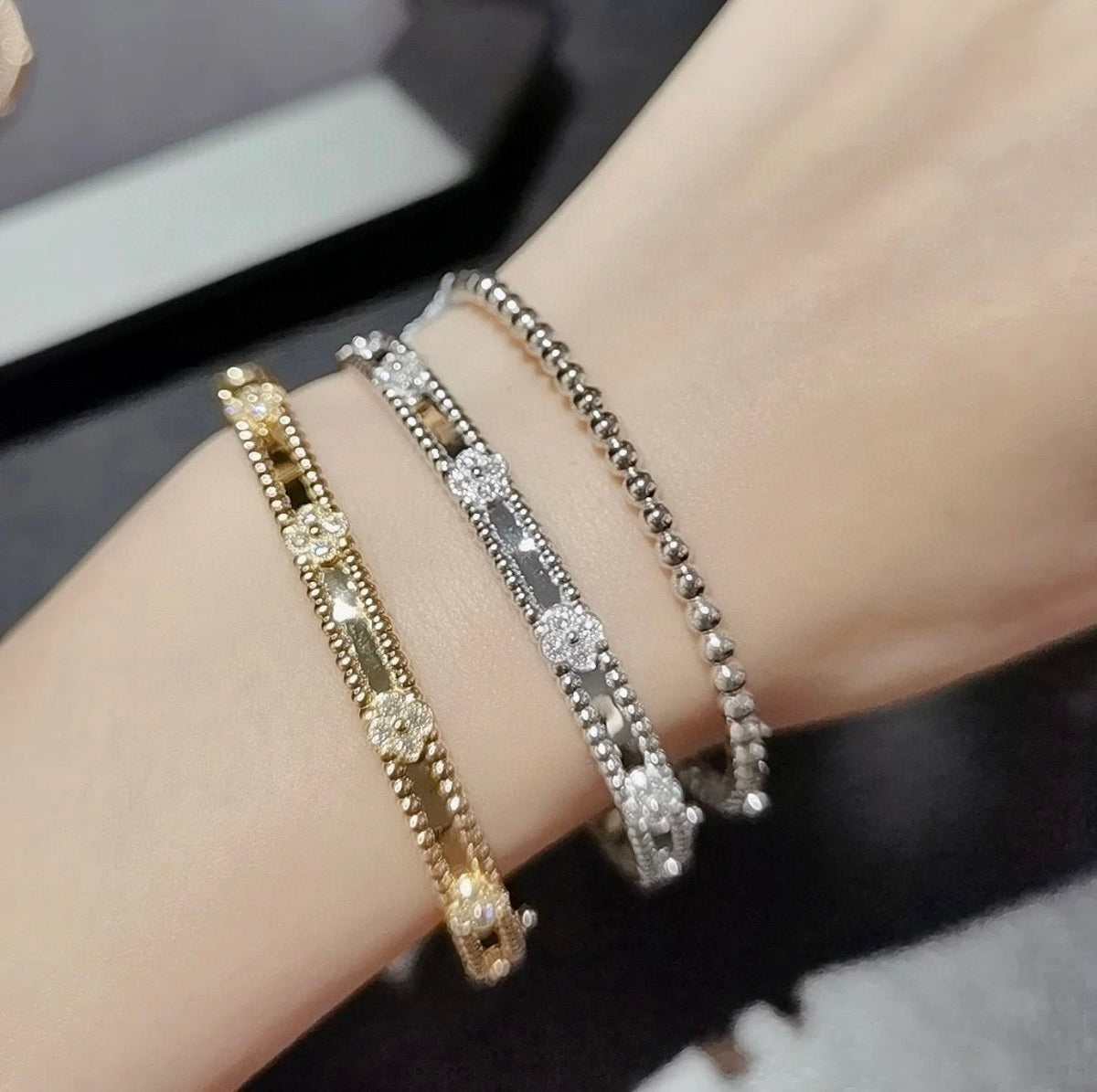 [Leaves]CLOVER BRACELET 4MM DIAMONDS