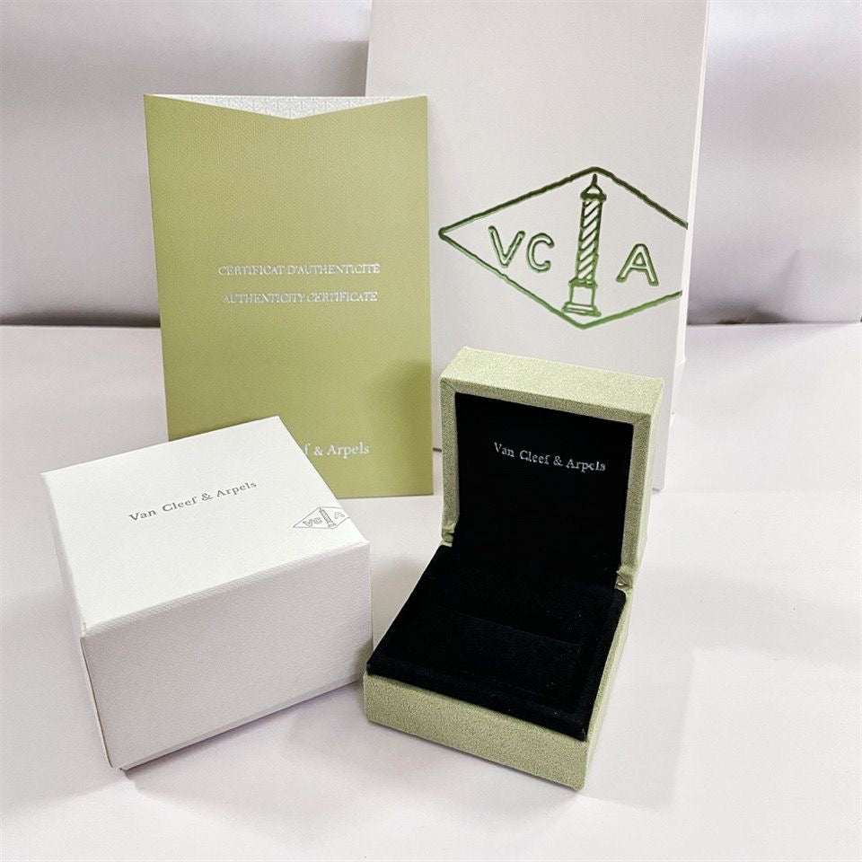 [Leaves]CLOVER BRAND JEWELRY BOX