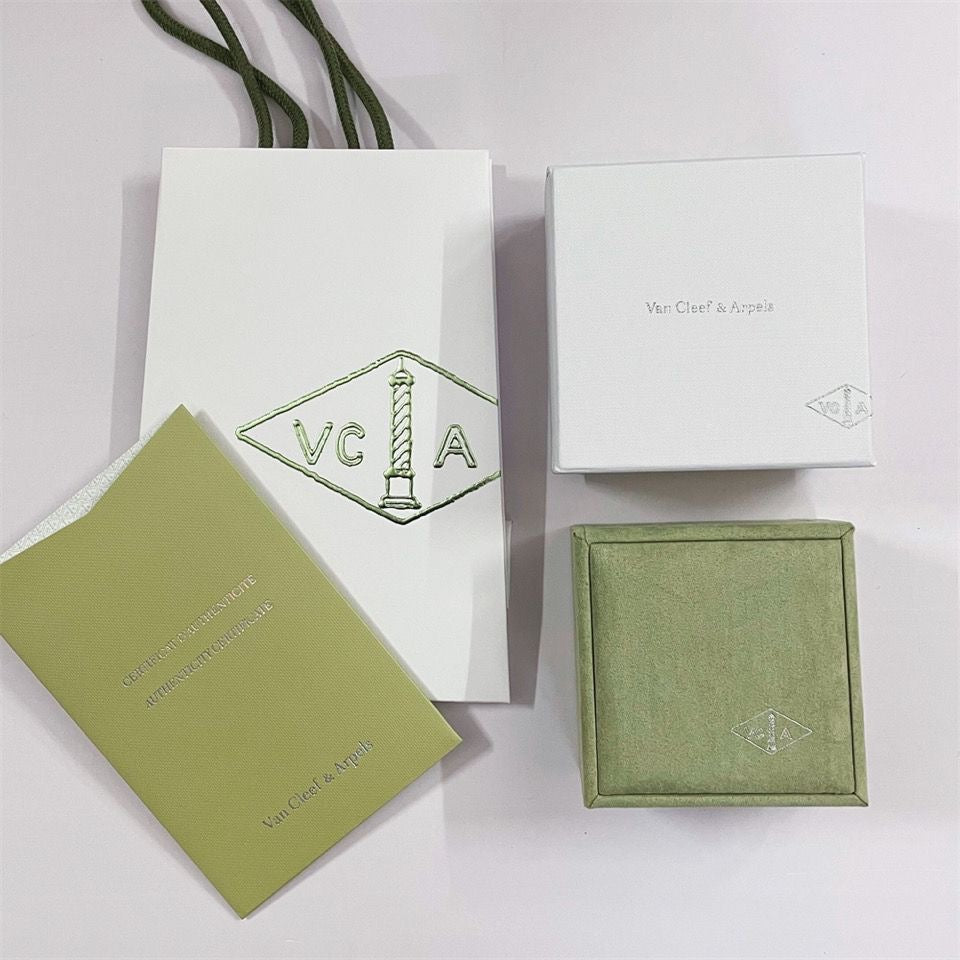 [Leaves]CLOVER BRAND JEWELRY BOX