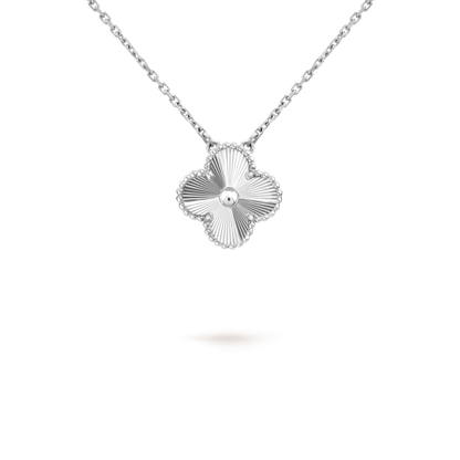 [Leaves]15MM CLOVER FLOWER PENDANT NECKLACE WHITE GOLD COLLECTION
