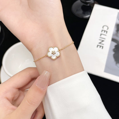 [Leaves]LUCKY WHITE MOP PLUM BLOSSOM  BRACELET
