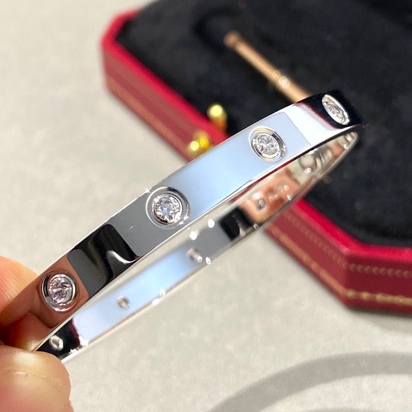 [Leaves]CLASSIC 6.1MM LOVE BANGLE - 10-DIAMOND