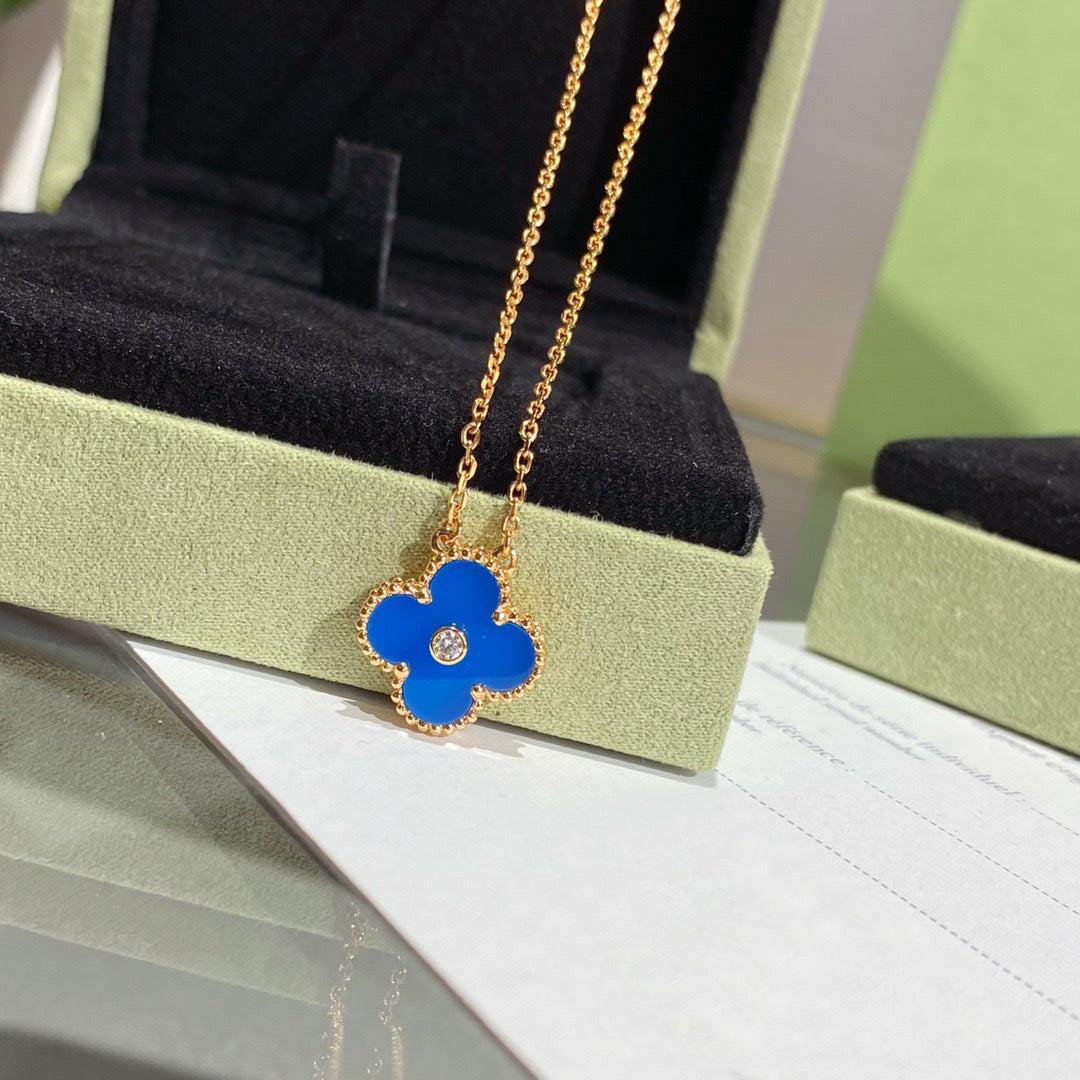 [Leaves]CLOVER 15MM DIAMOND AND BLUE AGATE NECKLACE