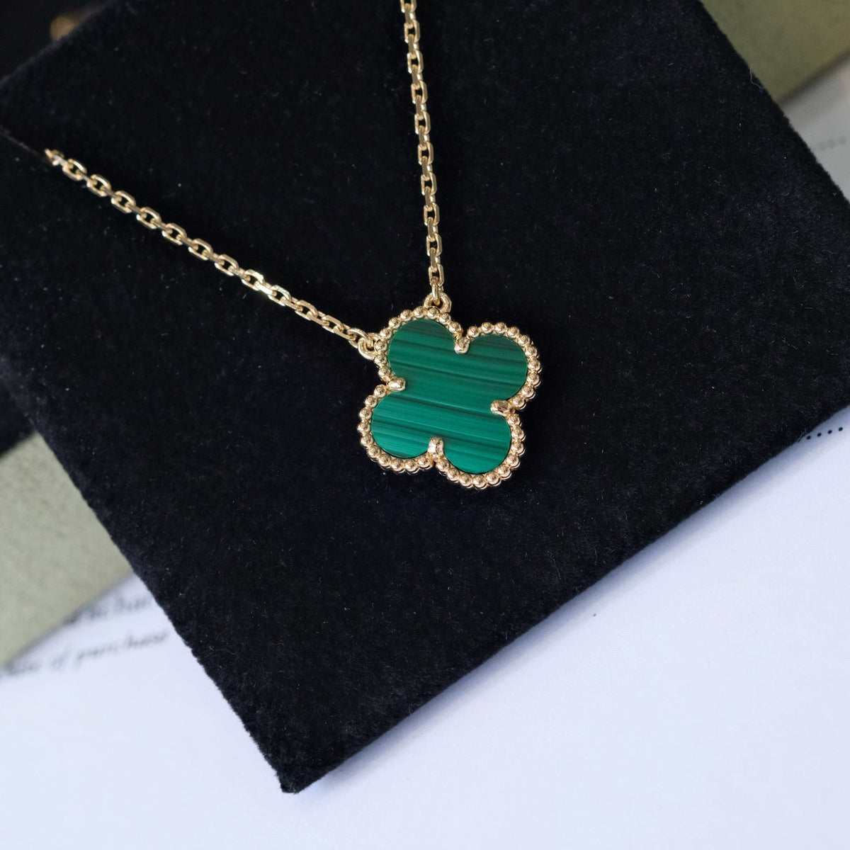 [Leaves]CLOVER 15MM MALACHITE SINGLE FLOWER  NECKLACE