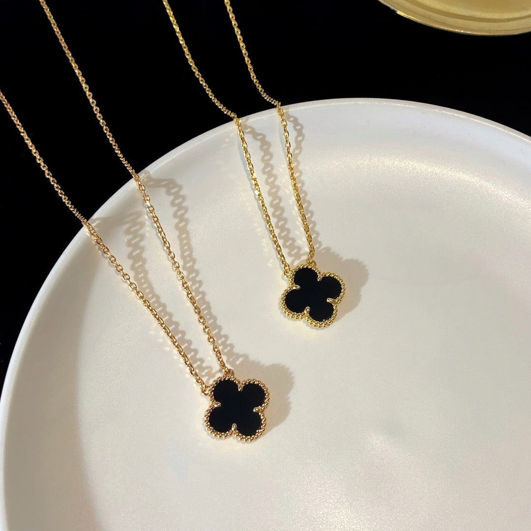 [Leaves]CLOVER 15MM BLACK ONYX SINGLE FLOWER NECKLACE