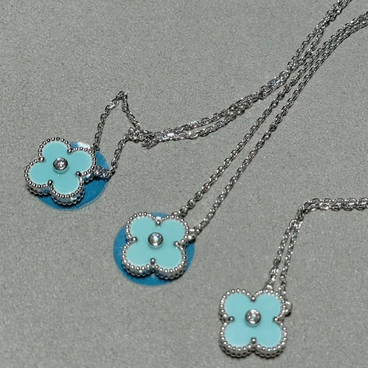 [Leaves]CLOVER 1 DIAMOND LIGHT BLUE SILVER NECKLACE