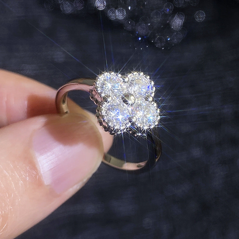 [Leaves]ELEGANT FOUR-LEAF CLOVER MOISSANITE RING
