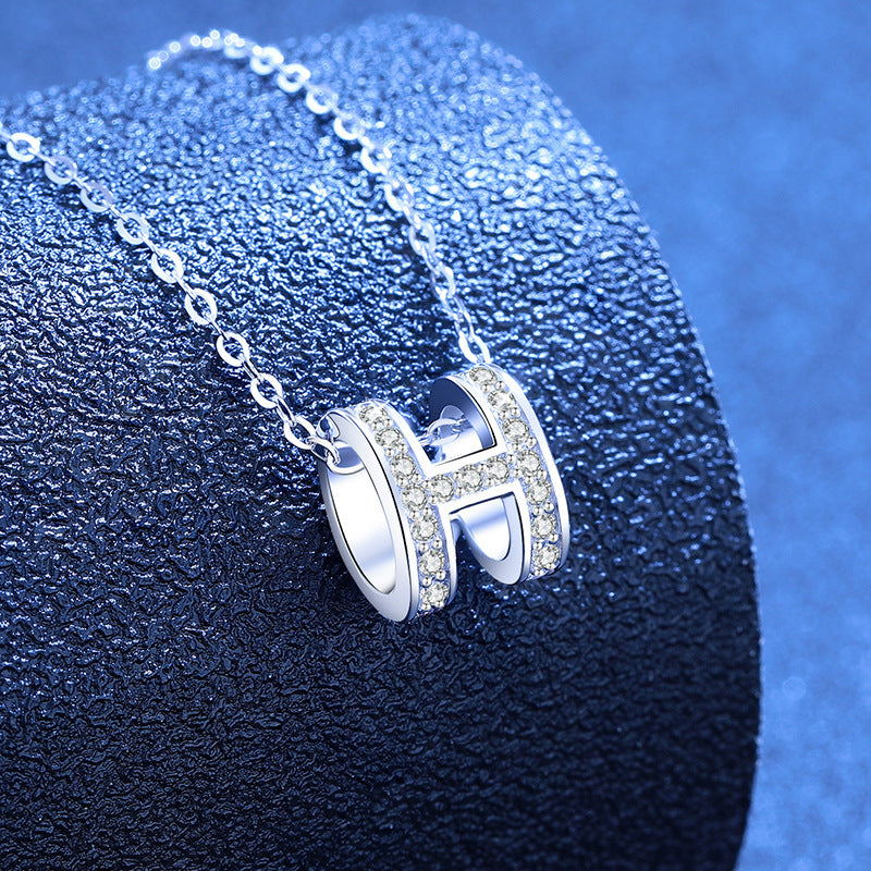 [Leaves]FULL-PAVE "H" MOISSANITE PENDANT NECKLACE