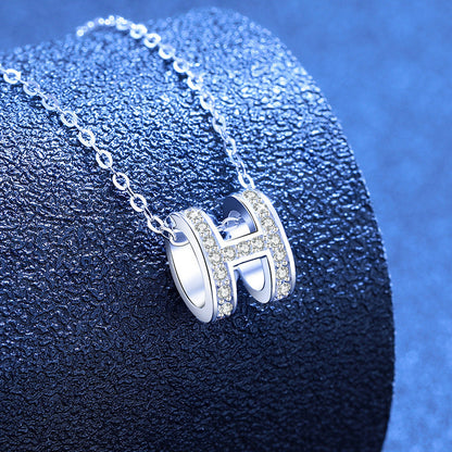[Leaves]FULL-PAVE "H" MOISSANITE PENDANT NECKLACE