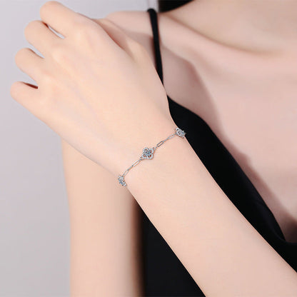 [Leaves]TRIPLE-CLOVER MOISSANITE BRACELET