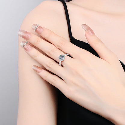 [Leaves]RADIANT ROUND HALO MOISSANITE ENGAGEMENT RING