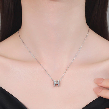 [Leaves]FULL-PAVE "H" MOISSANITE PENDANT NECKLACE