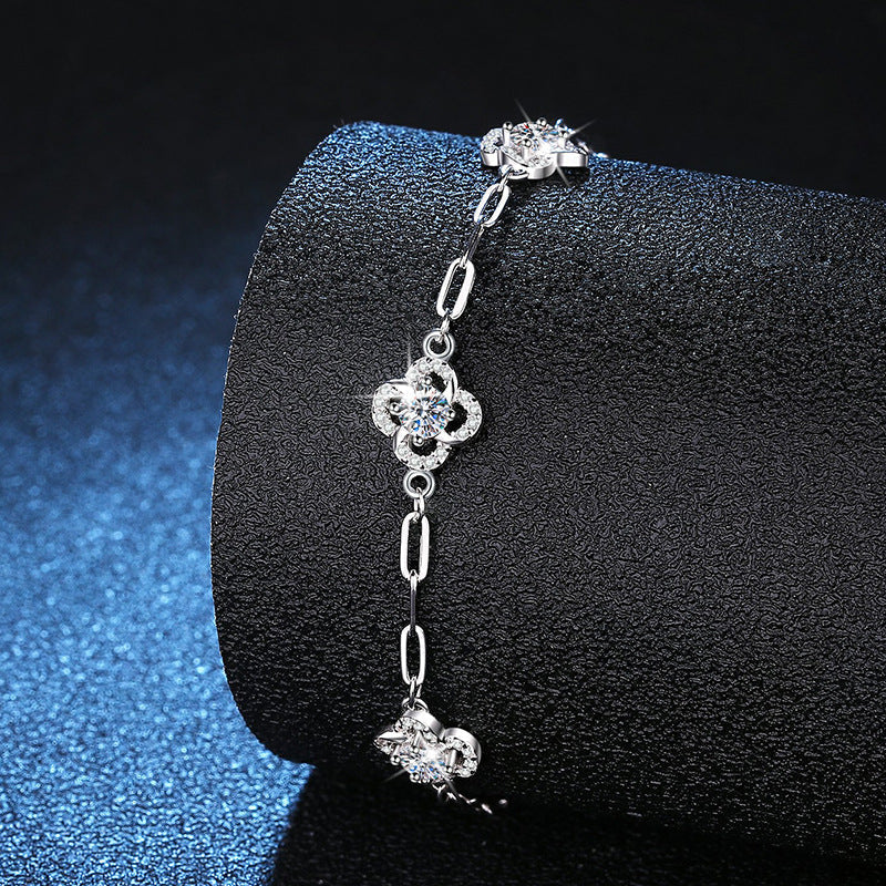 [Leaves]TRIPLE-CLOVER MOISSANITE BRACELET