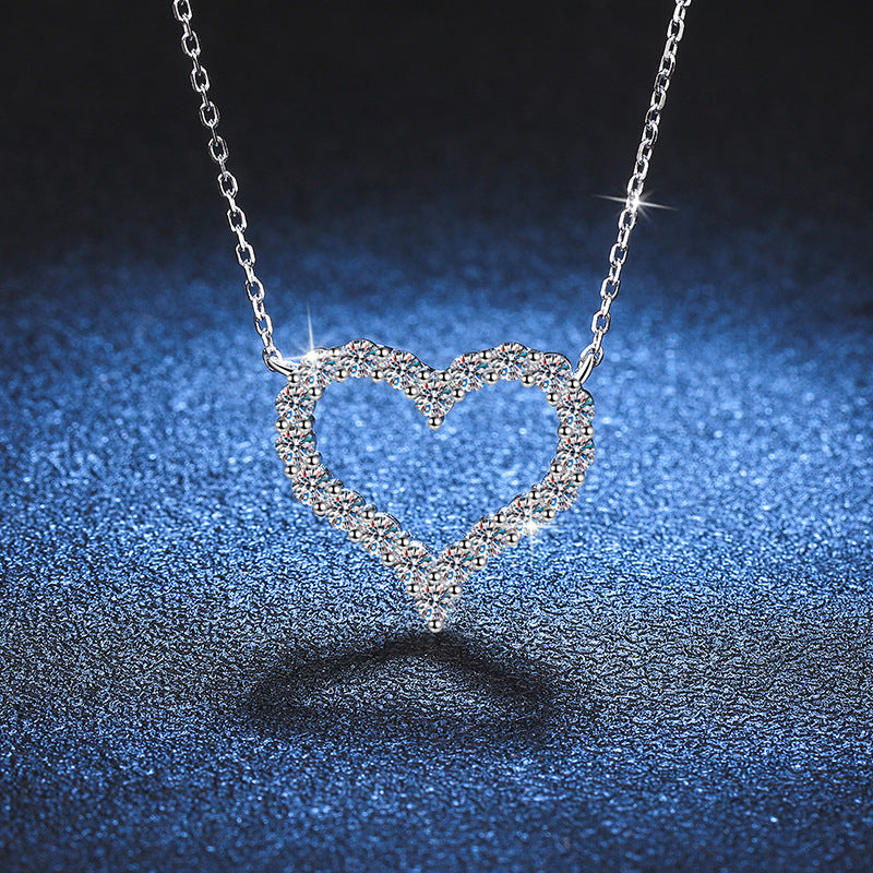 [Leaves]ROMANTIC HEART MOISSANITE PENDANT NECKLACE