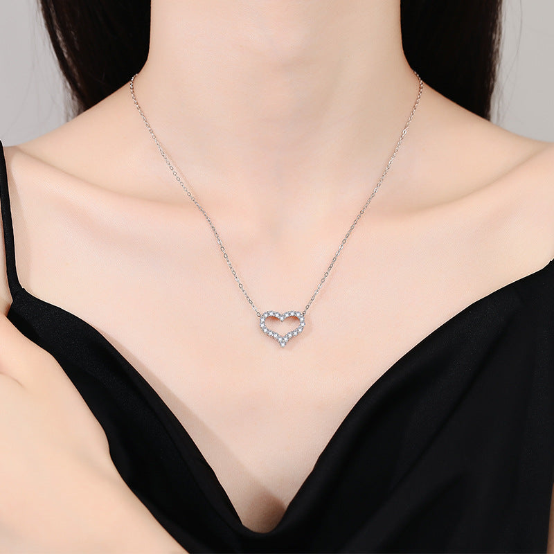 [Leaves]ROMANTIC HEART MOISSANITE PENDANT NECKLACE