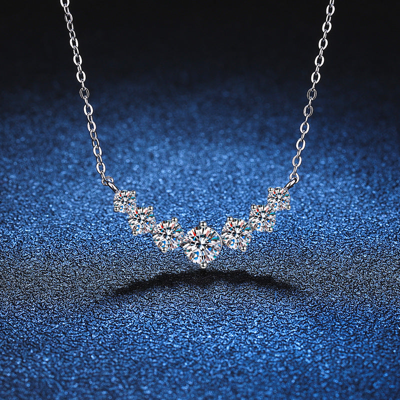 [Leaves]MINIMALIST CURVED SMILE MOISSANITE NECKLACE