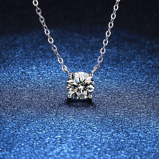 [Leaves]CLASSIC FOUR-PRONG SOLITAIRE MOISSANITE NECKLACE
