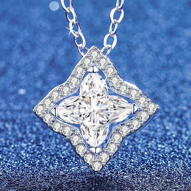 [Leaves]STAR-CLOVER MOISSANITE NECKLACE