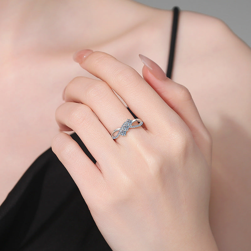 [Leaves]INTERTWINING LOVE MOISSANITE RING