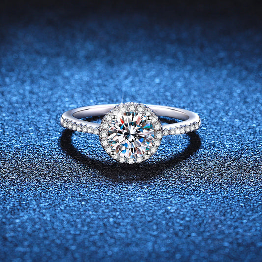 [Leaves]RADIANT ROUND HALO MOISSANITE ENGAGEMENT RING