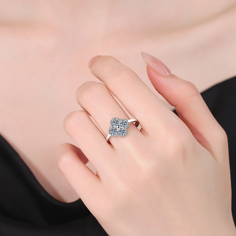 [Leaves]ELEGANT FOUR-LEAF CLOVER MOISSANITE RING
