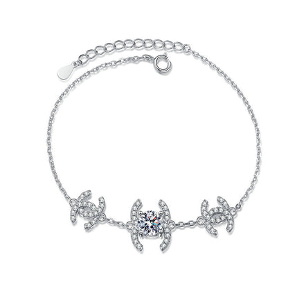 [Leaves]CLASSIC INTERLOCKING MOISSANITE BRACELET