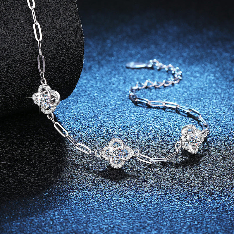 [Leaves]TRIPLE-CLOVER MOISSANITE BRACELET